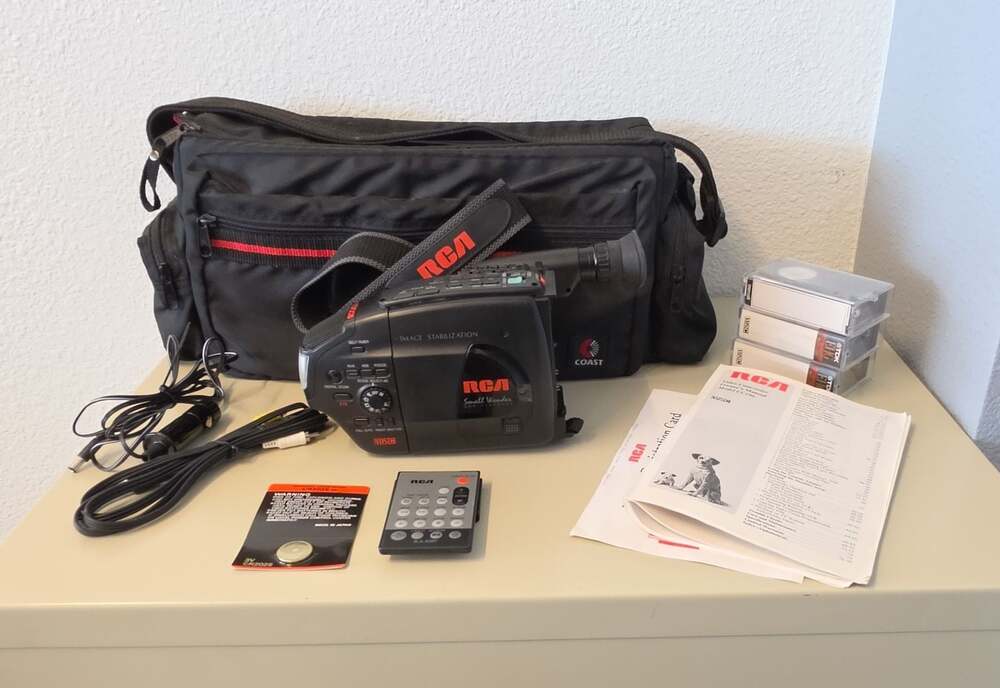 RCA Model CC190 VHS Camcorder Bundle with Case and Accessories NOT TESTED!